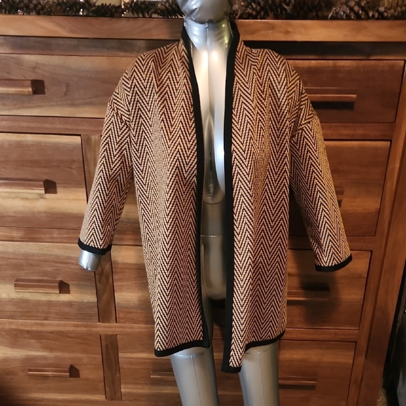 Liz Claiborne Chevron Cardigan - Picture 1 of 3